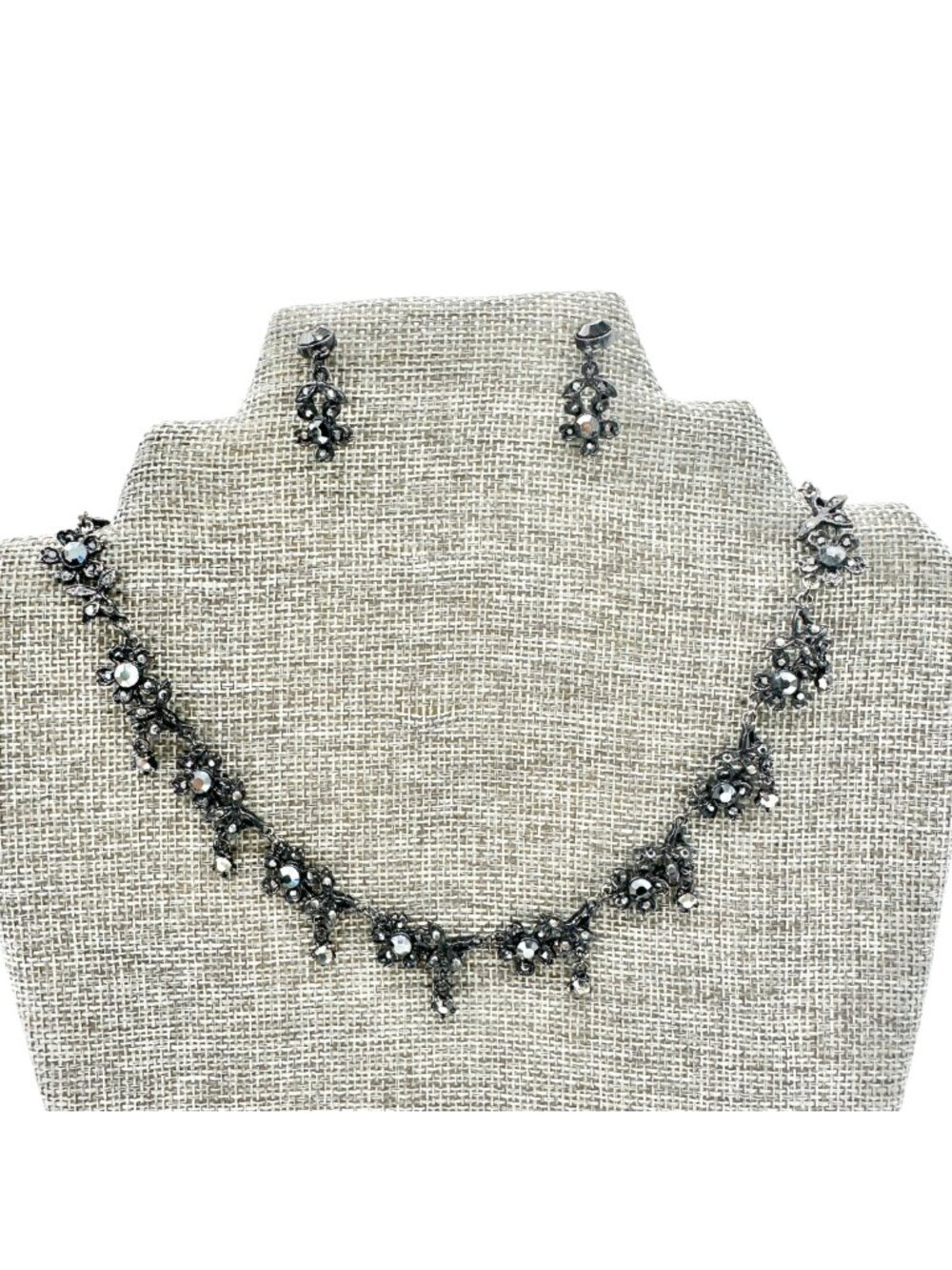 Vintage Black Floral Crystal Necklace and Earrings Set 15" Necklace 1" Earrings